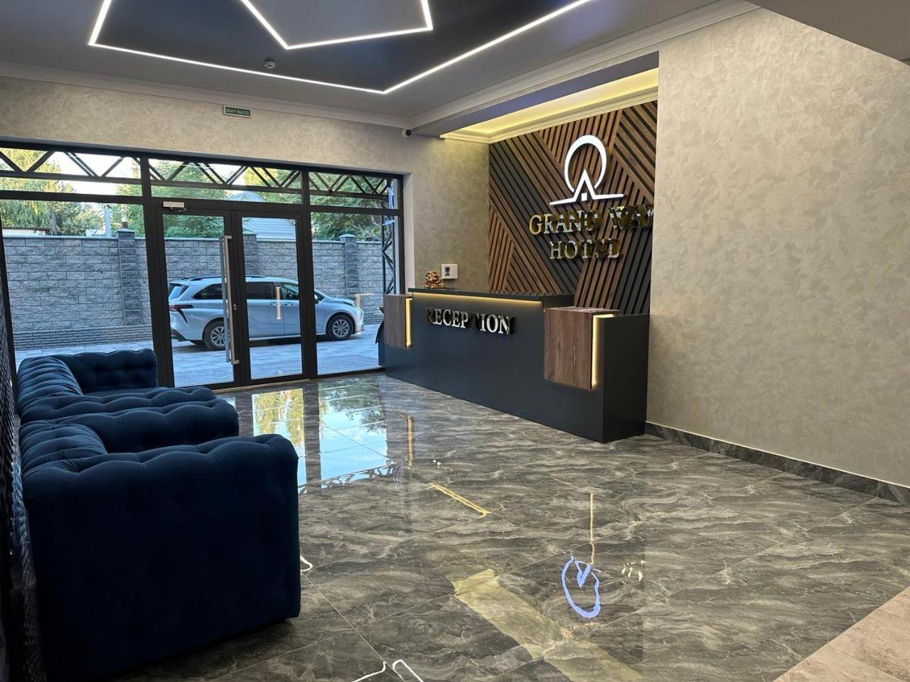 Grand Way Hotel ทาราซ ภายนอก รูปภาพ