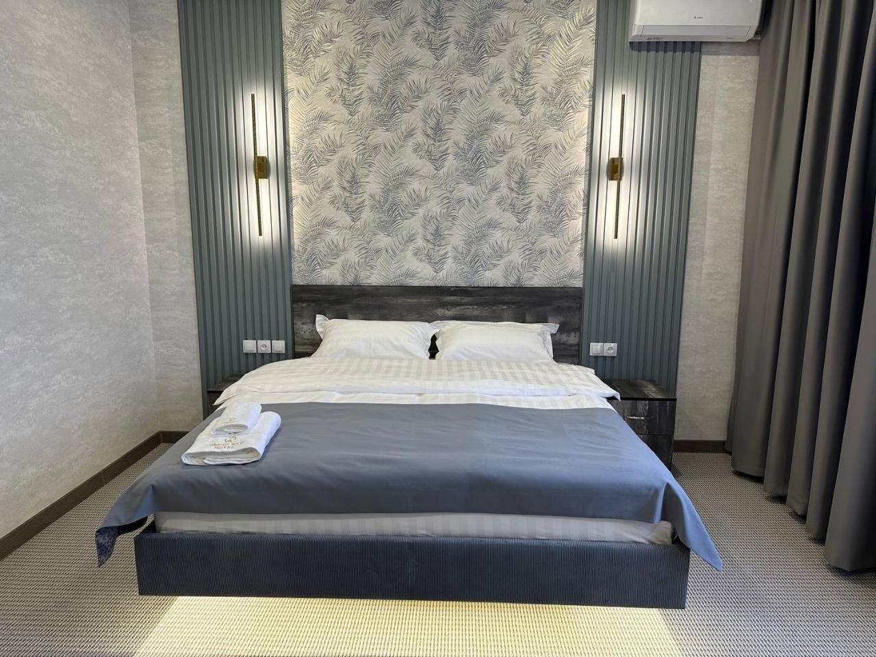 Grand Way Hotel ทาราซ ภายนอก รูปภาพ